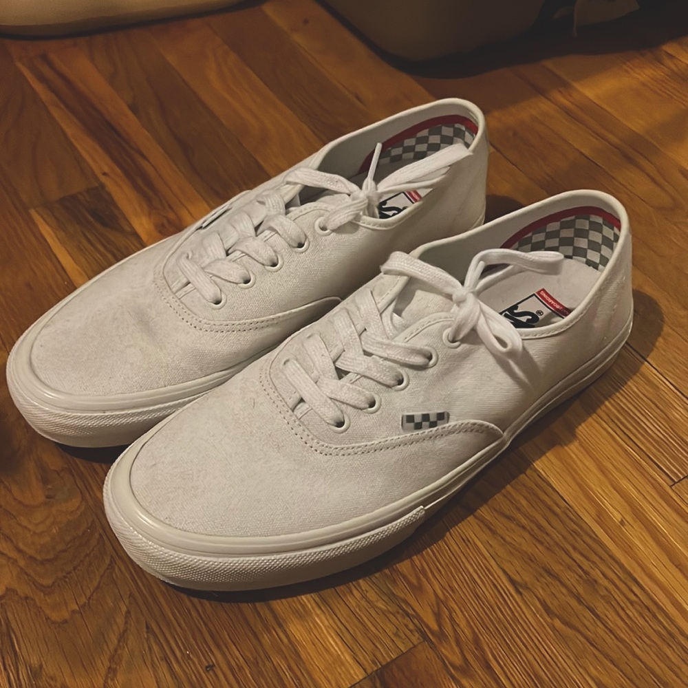 Crème Vans Skateboarding shoe hardly worn
